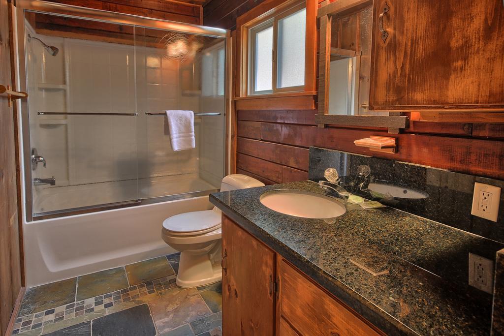 1l The Tree House Chalet North Wawona