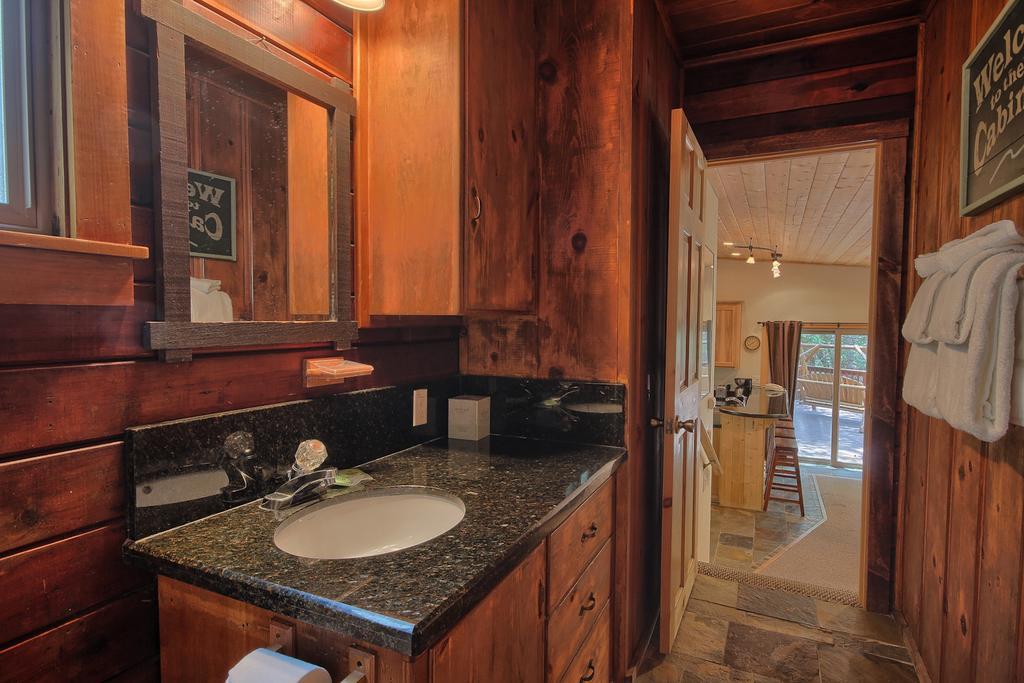 Chalet 1l The Tree House *