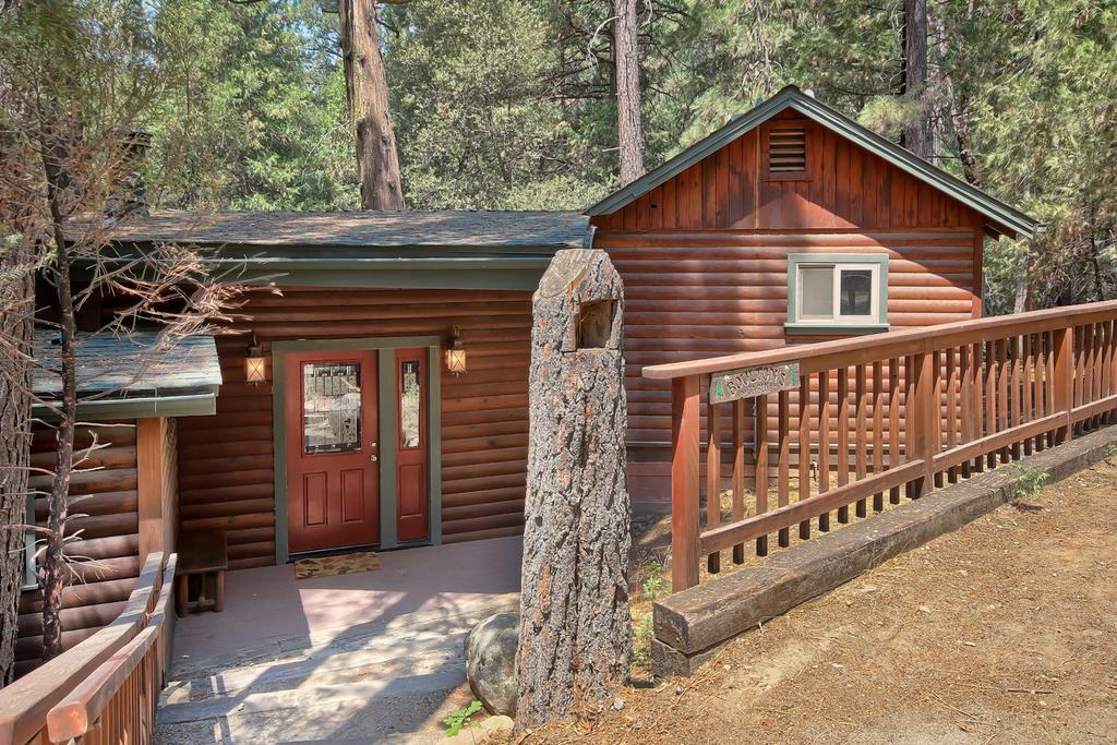 1l The Tree House Chalet North Wawona